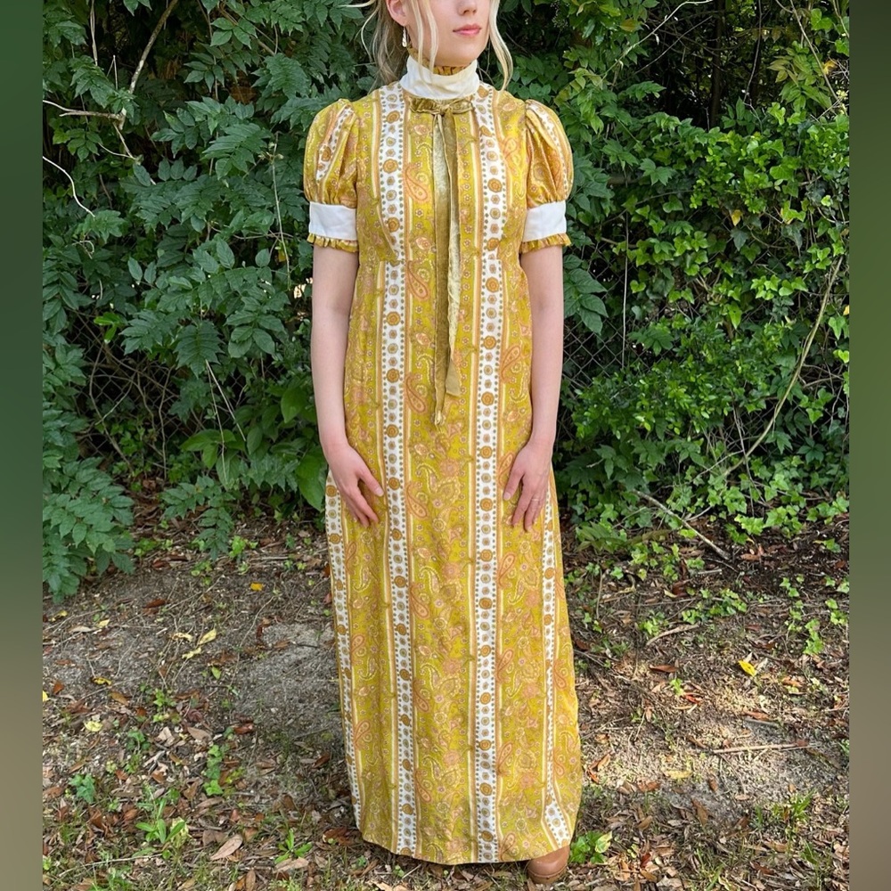 Vintage 60’s Paisley Dress